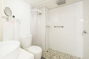 Country International Hotel