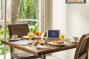 Country International Hotel