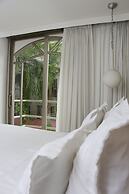 Country International Hotel