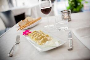 Phi Hotel Palio