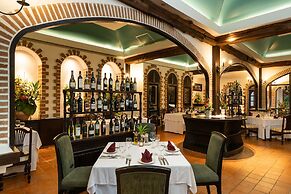 The Legend Chiang Rai Boutique River Resort and Spa