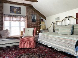 Lightner Farmhouse B&B