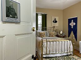 Lightner Farmhouse B&B