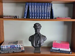 Lightner Farmhouse B&B