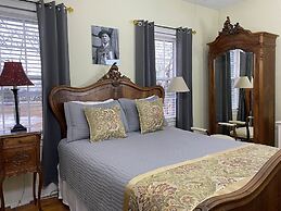 Lightner Farmhouse B&B