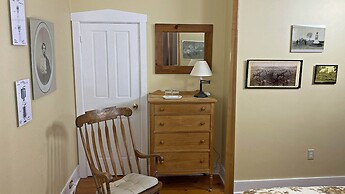 Lightner Farmhouse B&B