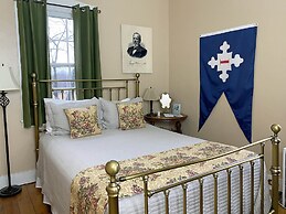 Lightner Farmhouse B&B