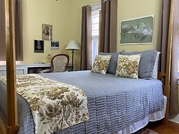 Lightner Farmhouse B&B