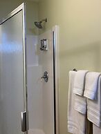 Lightner Farmhouse B&B