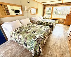 Eden Village Motel & Cottages