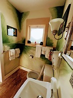 Eden Village Motel & Cottages