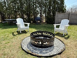 Eden Village Motel & Cottages