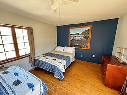 Eden Village Motel & Cottages
