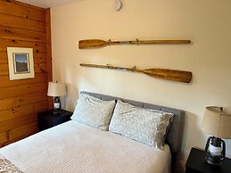 Eden Village Motel & Cottages