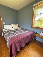 Eden Village Motel & Cottages