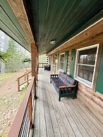Eden Village Motel & Cottages