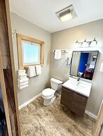 Eden Village Motel & Cottages