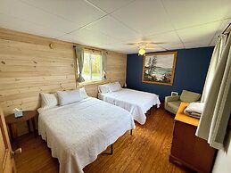 Eden Village Motel & Cottages