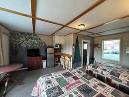 Eden Village Motel & Cottages