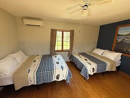 Eden Village Motel & Cottages