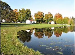 Eden Village Motel & Cottages