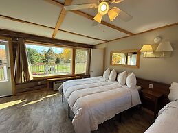 Eden Village Motel & Cottages