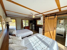Eden Village Motel & Cottages