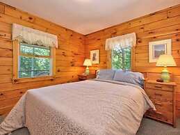 Eden Village Motel & Cottages