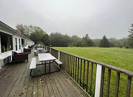 Eden Village Motel & Cottages