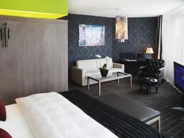 Mövenpick Hotel Stuttgart Airport