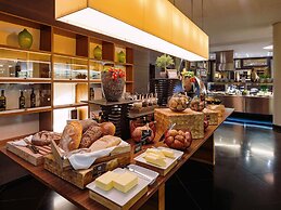 Mövenpick Hotel Stuttgart Airport