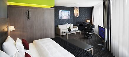 Mövenpick Hotel Stuttgart Airport