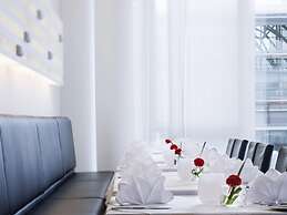 Mövenpick Hotel Stuttgart Airport