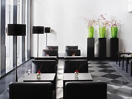 Mövenpick Hotel Stuttgart Airport