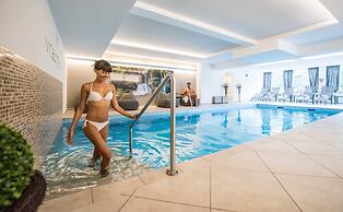 Vitaurina Royal Hotel