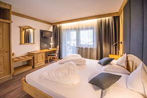 Vitaurina Royal Hotel