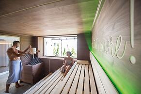 Vitaurina Royal Hotel