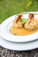 Vitaurina Royal Hotel