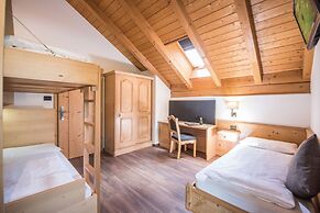 Vitaurina Royal Hotel