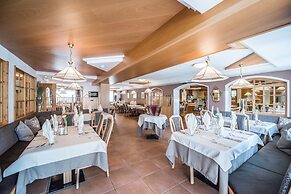 Vitaurina Royal Hotel