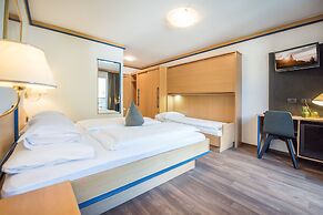 Vitaurina Royal Hotel