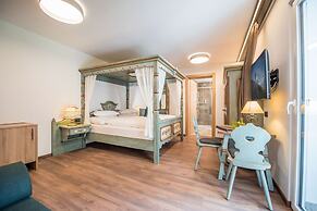 Vitaurina Royal Hotel