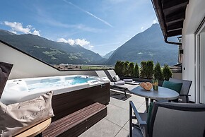 Vitaurina Royal Hotel