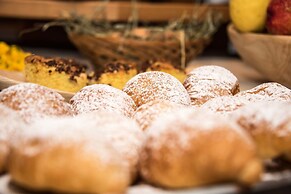 Vitaurina Royal Hotel