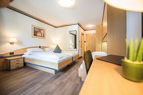 Vitaurina Royal Hotel