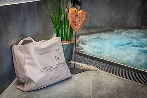 Vitaurina Royal Hotel