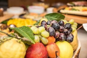 Vitaurina Royal Hotel