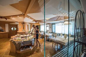 Vitaurina Royal Hotel