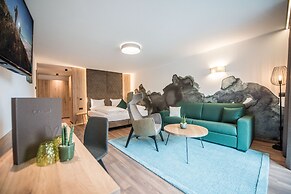 Vitaurina Royal Hotel