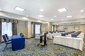Best Western Plus Waynesboro Inn & Suites Conference Center